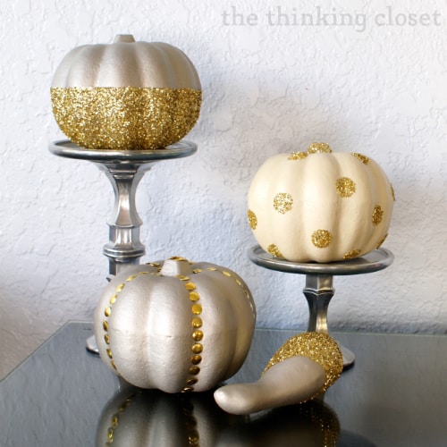 These DIY ideas for cheap Thanksgiving home decorations are incredible - and so easy given they only use things from the Dollar Store. These tips have given me a ton of inspiration for decorating our door, porch and mantle ready for our Thanksgiving party - it’ll look so rustic and elegant and even the kids can help with the simple crafts! The fact I'll get to save money and stay on a budget is just icing on the cake!